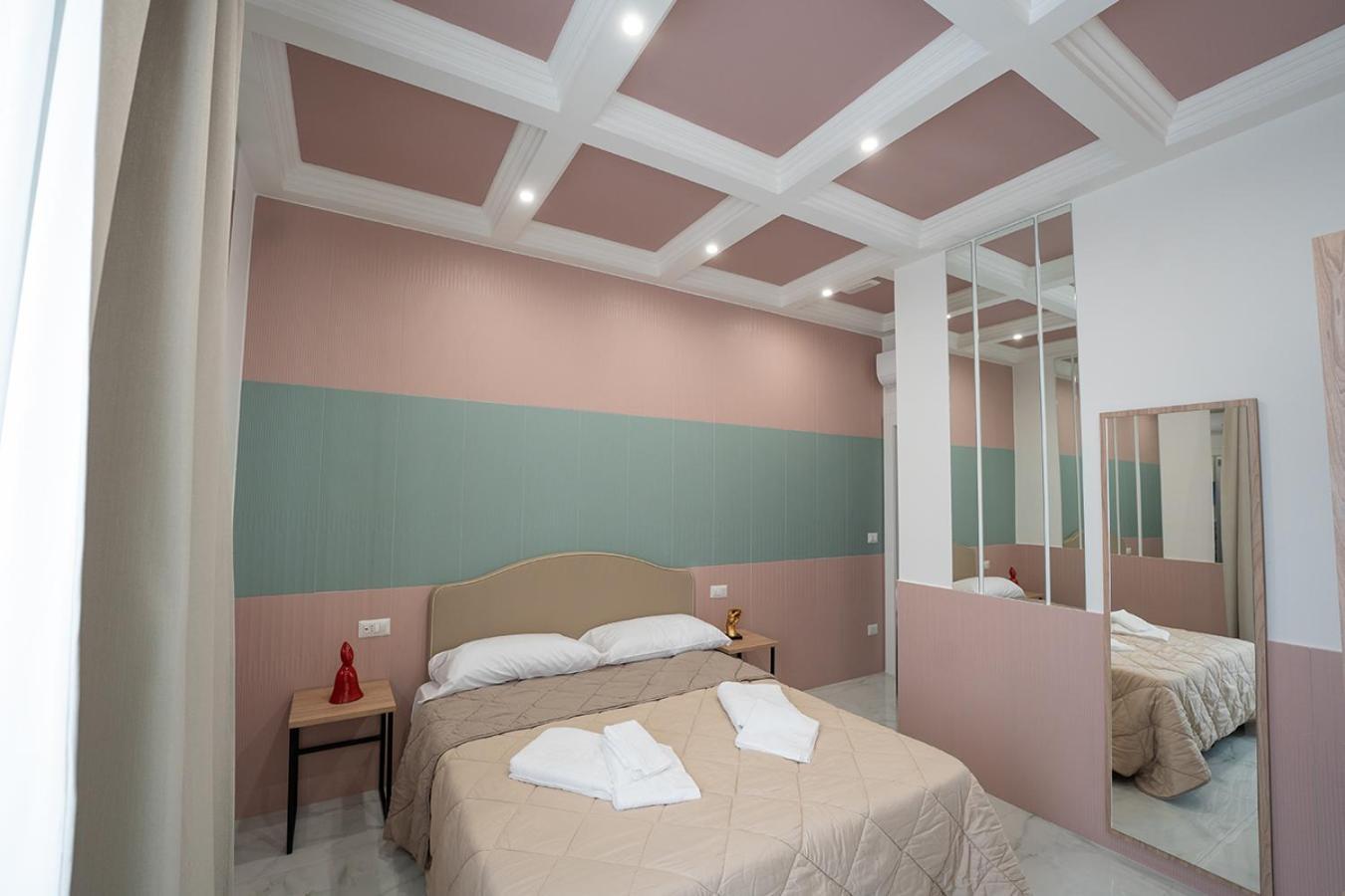 Greros H. Rooms Napoli Centro By Clapa Group Dislocated Hospitality Exterior photo